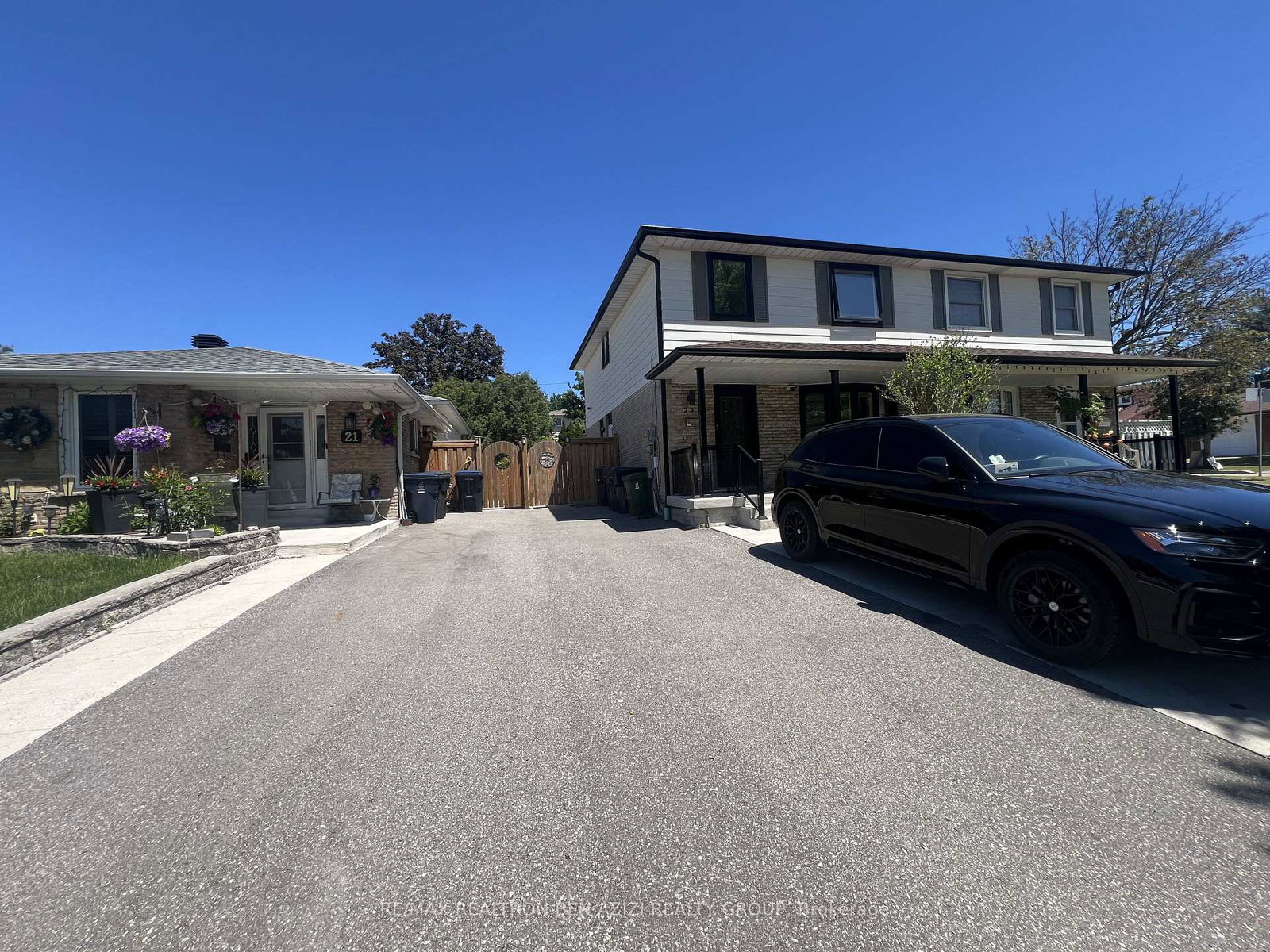 23-sexton-crescent-north-york-ontario-c13421266