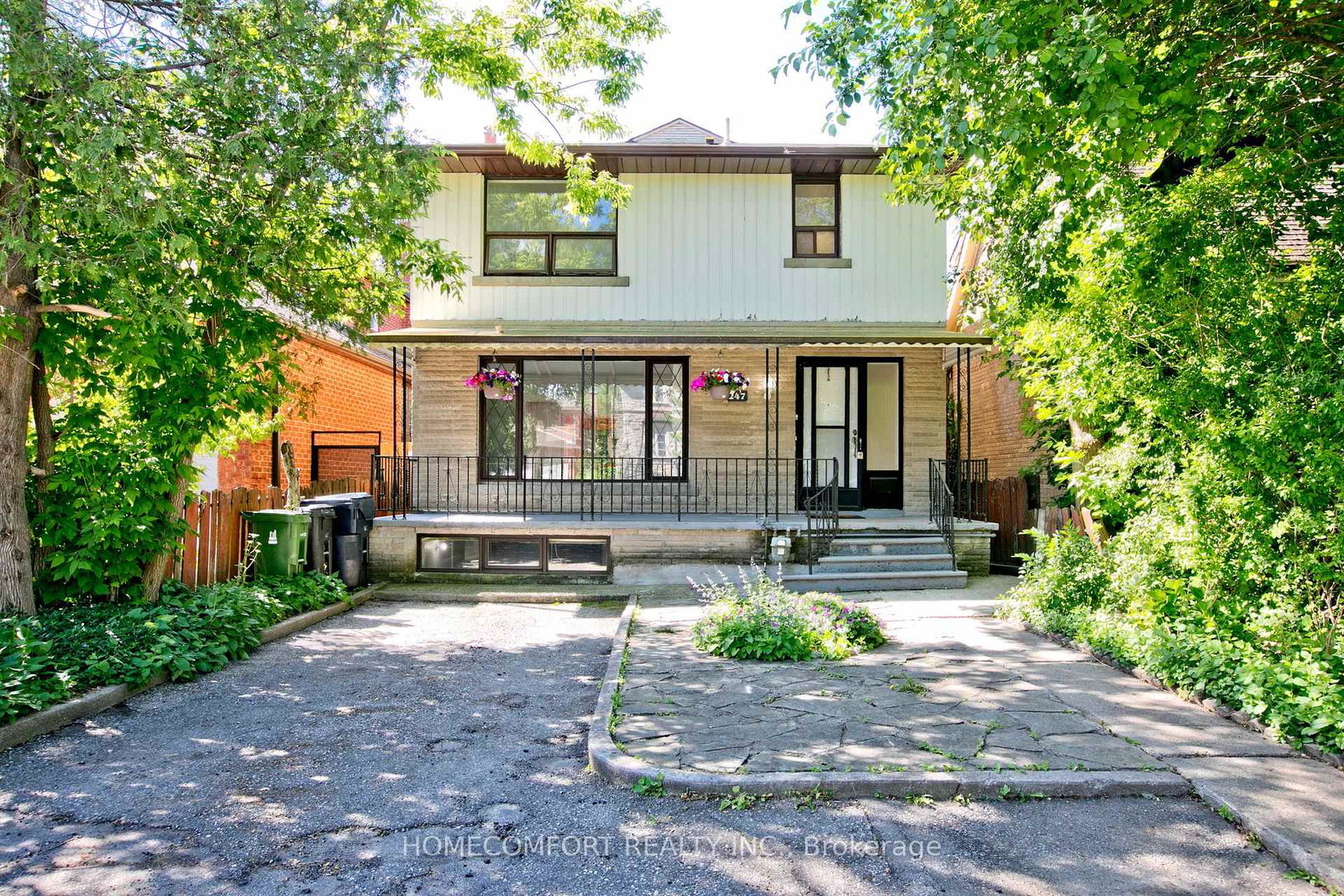 247-parkview-avenue-north-york-ontario-c13421294