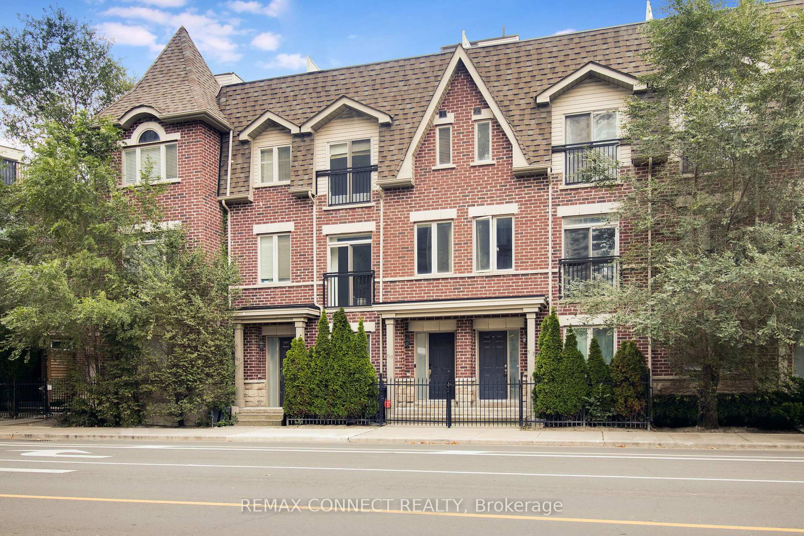 565-shuter-street-toronto-ontario-c13421306