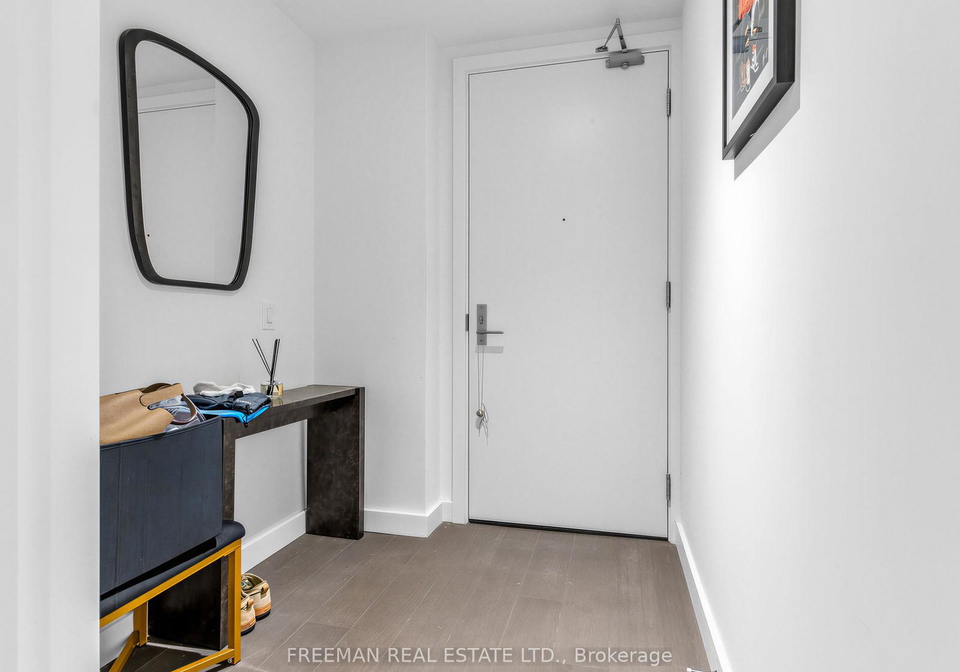 81-wellesley-street-e-toronto-ontario-c13421560