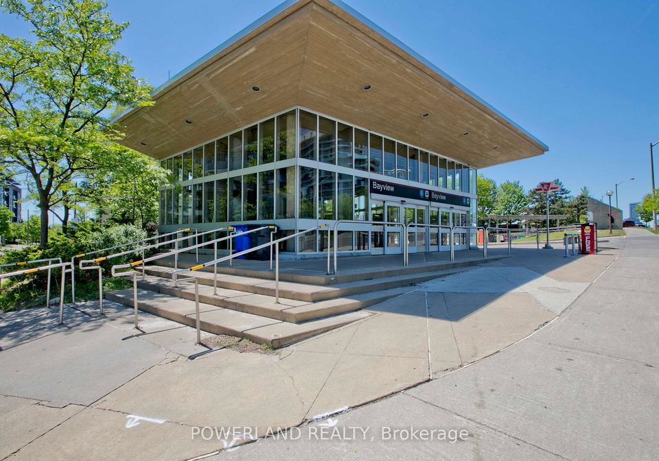 7-kenaston-gardens-north-york-ontario-c13421570