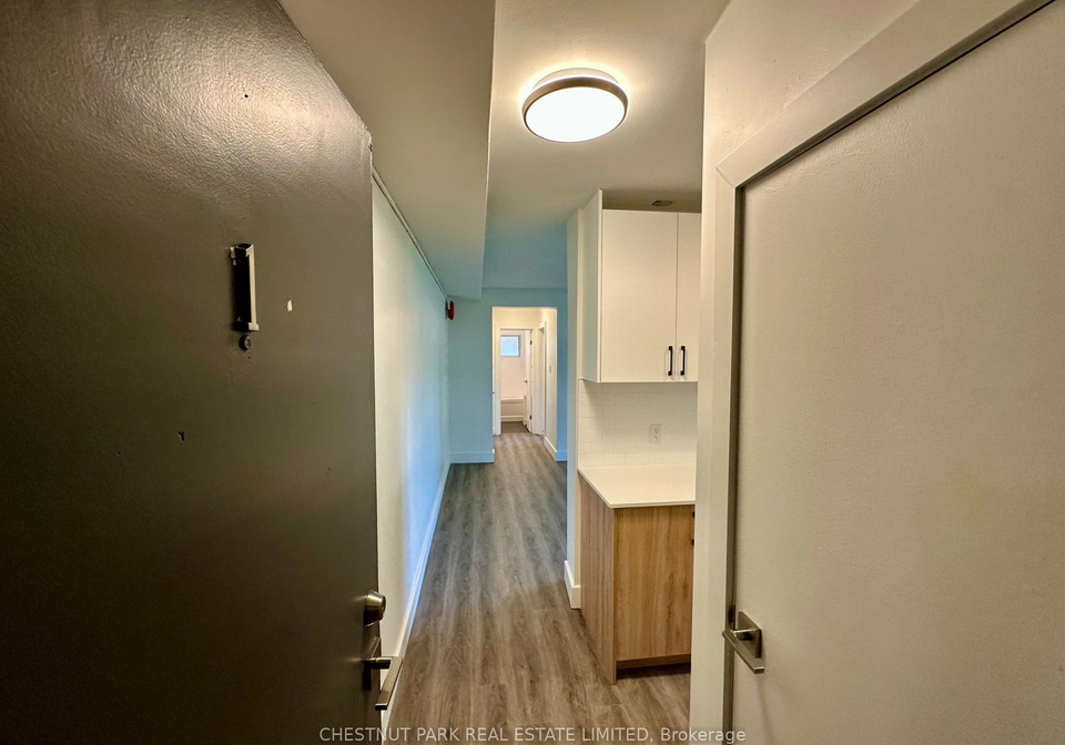 1wingreen-court-north-york-ontario-c13422070