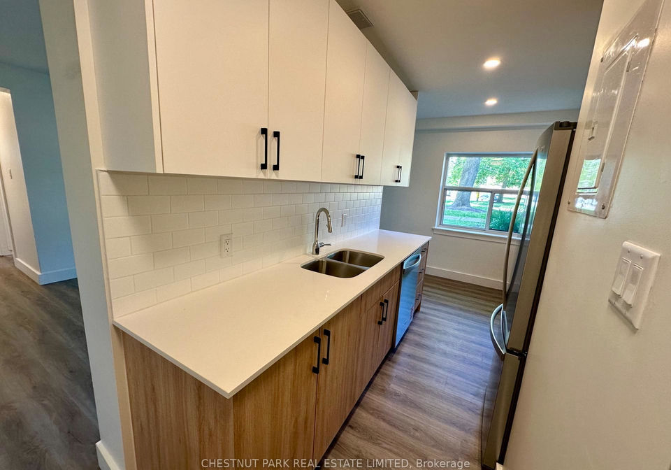 1wingreen-court-north-york-ontario-c13422070