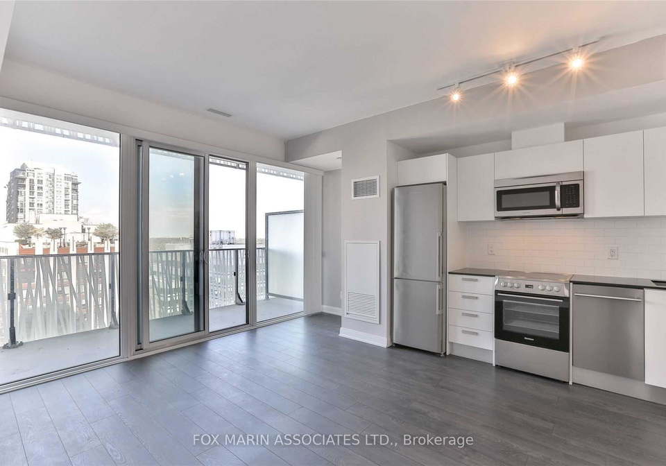 42-charles-street-e-toronto-ontario-c13422160