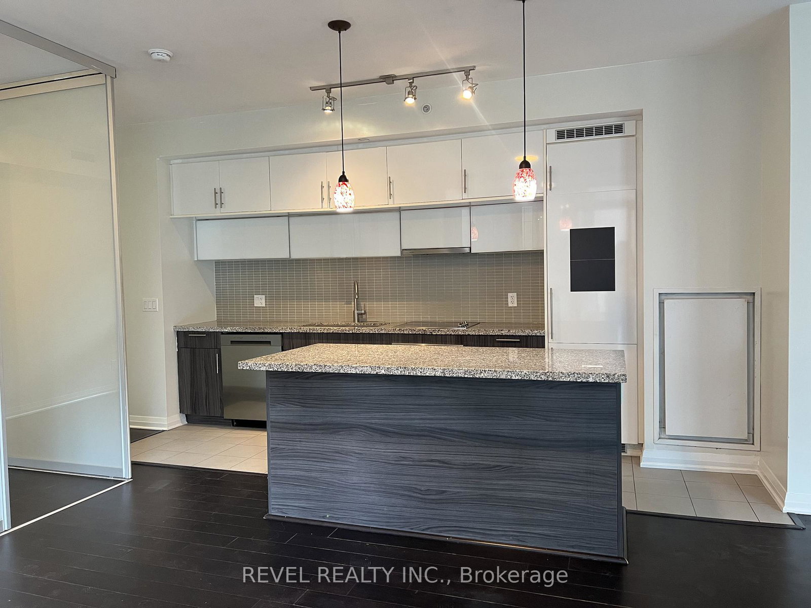 8-mercer-street-toronto-ontario-c13422288