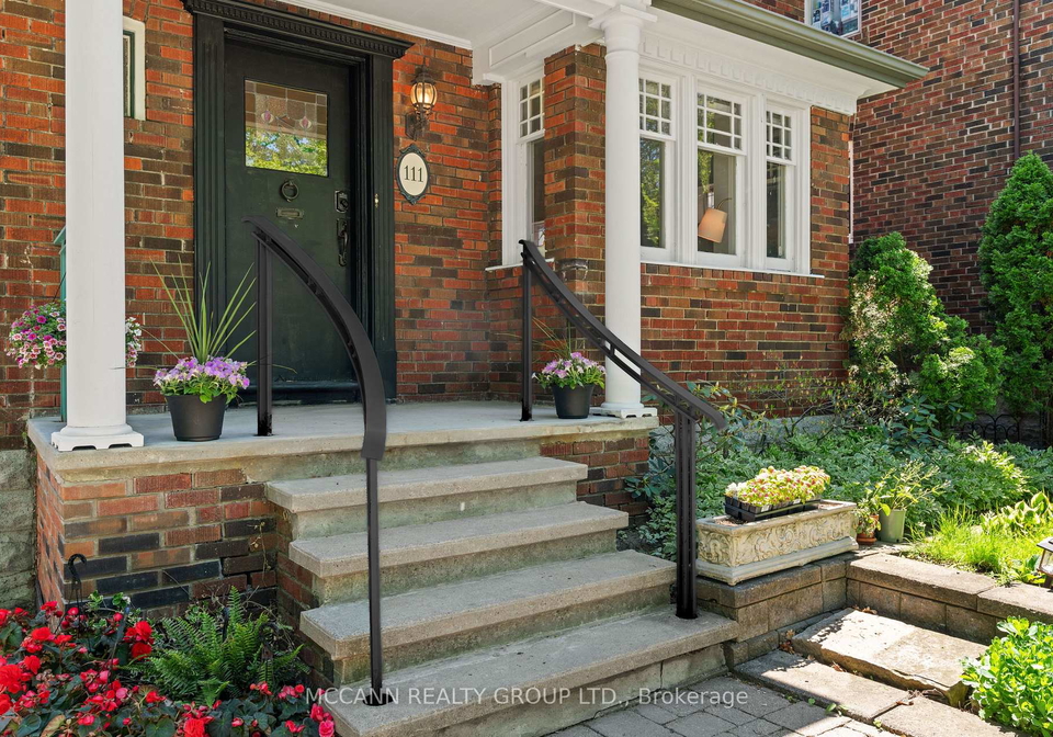 111-chudleigh-avenue-toronto-ontario-c13422400