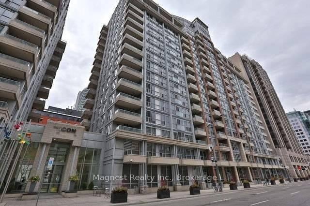 250-wellington-street-toronto-ontario-c13422652