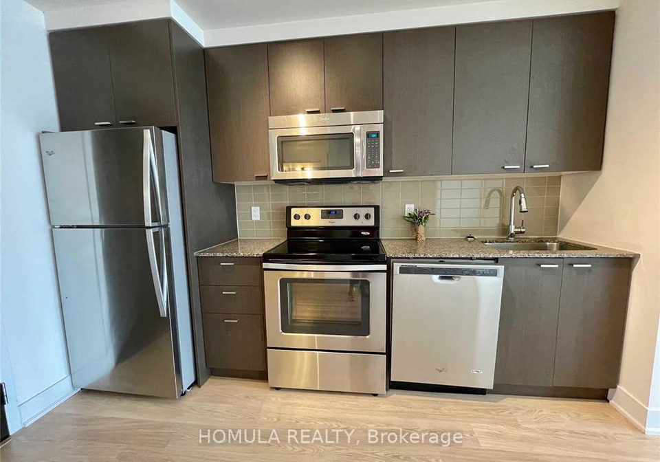 88-sheppard-avenue-e-north-york-ontario-c13422874