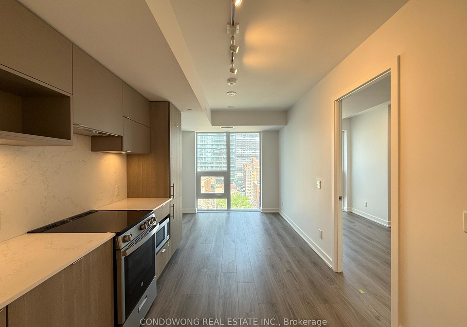 100-queen-street-e-toronto-ontario-c13422906
