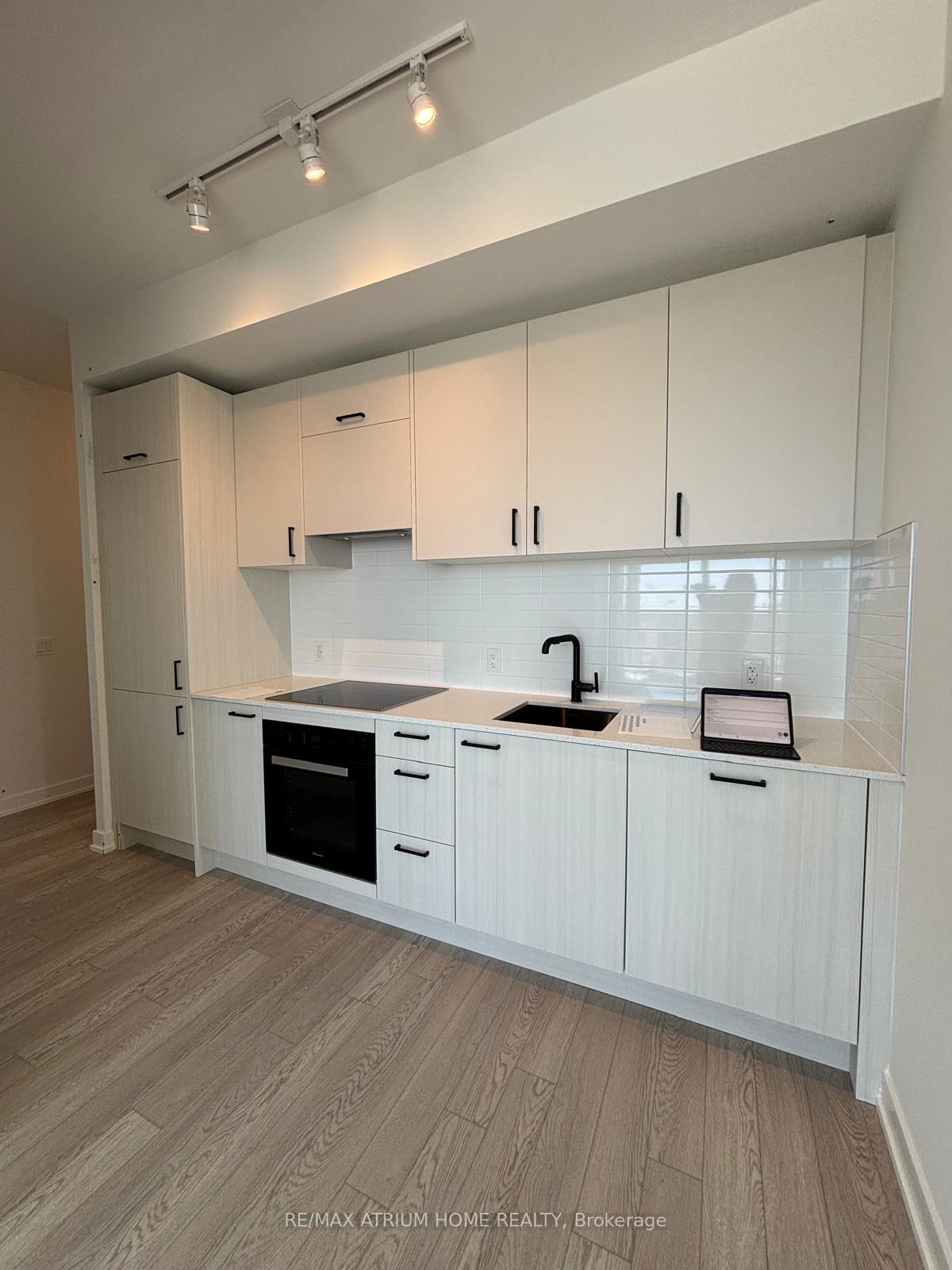 5-quarrington-lane-north-york-ontario-c13422944