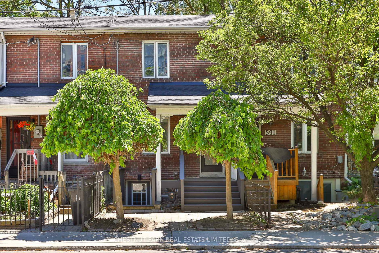 589-wellington-street-w-toronto-ontario-c13423094