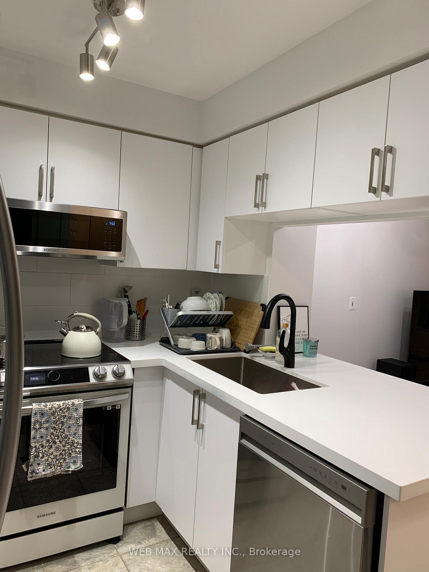 22-olive-avenue-north-york-ontario-c13423102