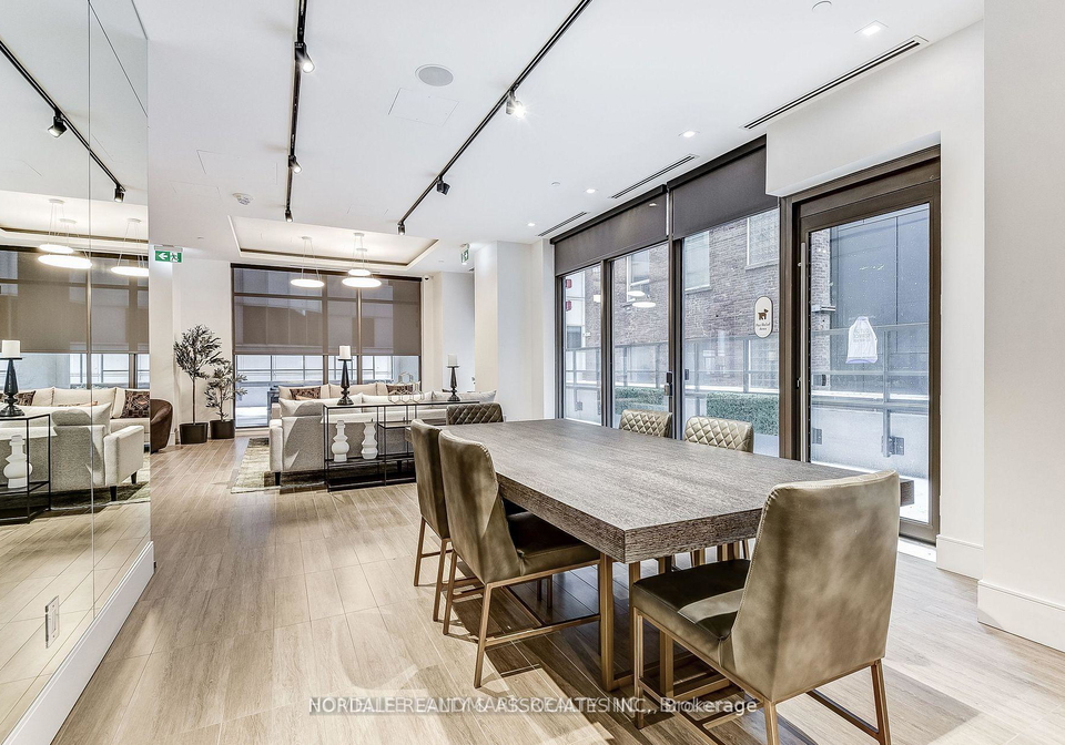 28-widmer-street-toronto-ontario-c13423156
