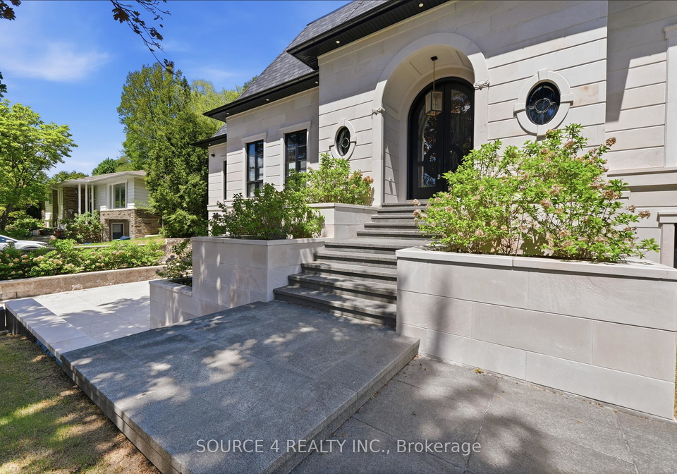 9-sandpiper-court-north-york-ontario-c13423252