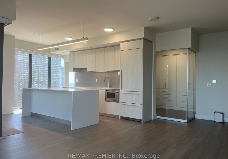 8-cumberland-street-toronto-ontario-c13423284