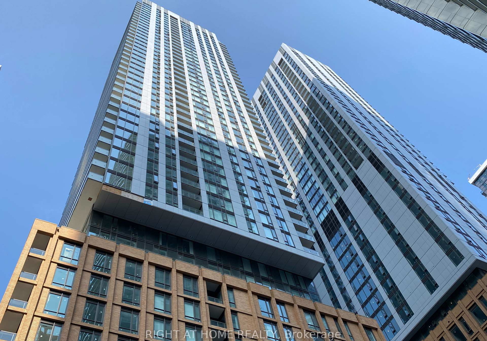 8-widmer-street-toronto-ontario-c13423470
