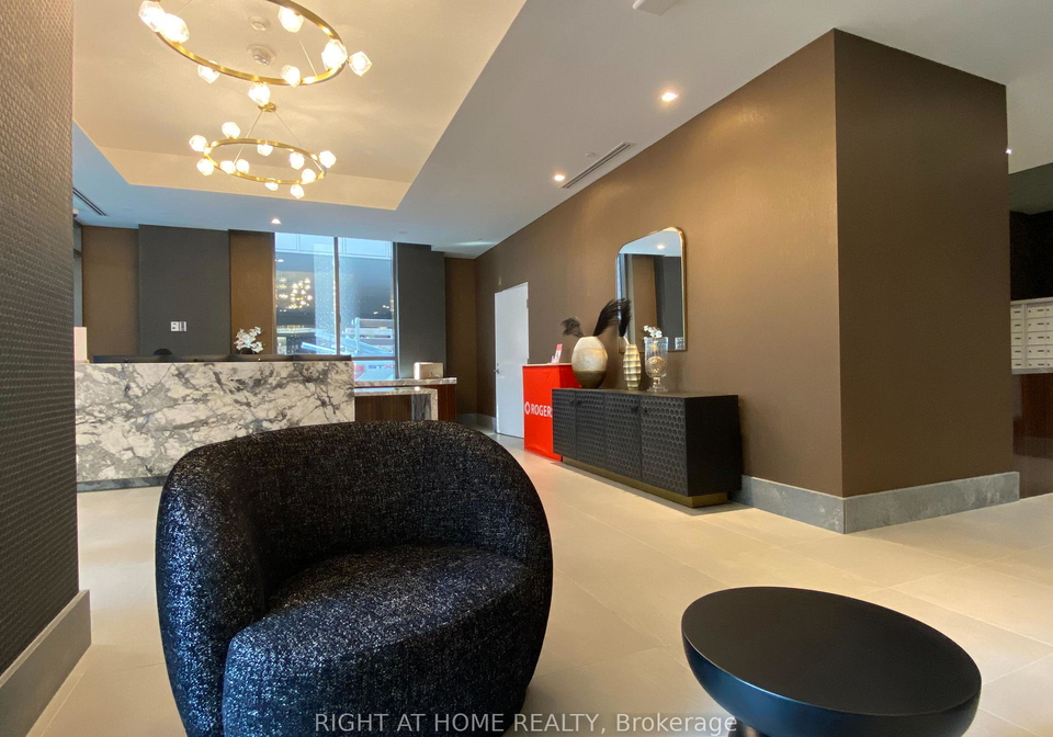 8-widmer-street-toronto-ontario-c13423470