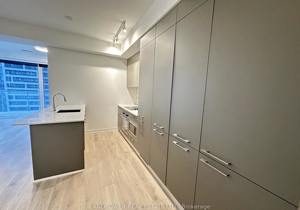 3-gloucester-street-toronto-ontario-c13423508