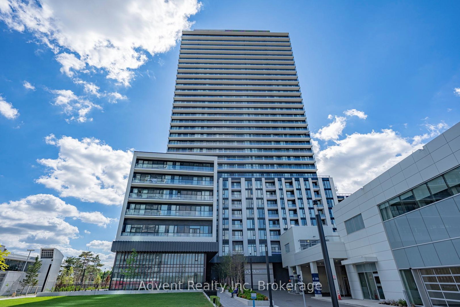 5858-yonge-street-toronto-ontario-c13423534