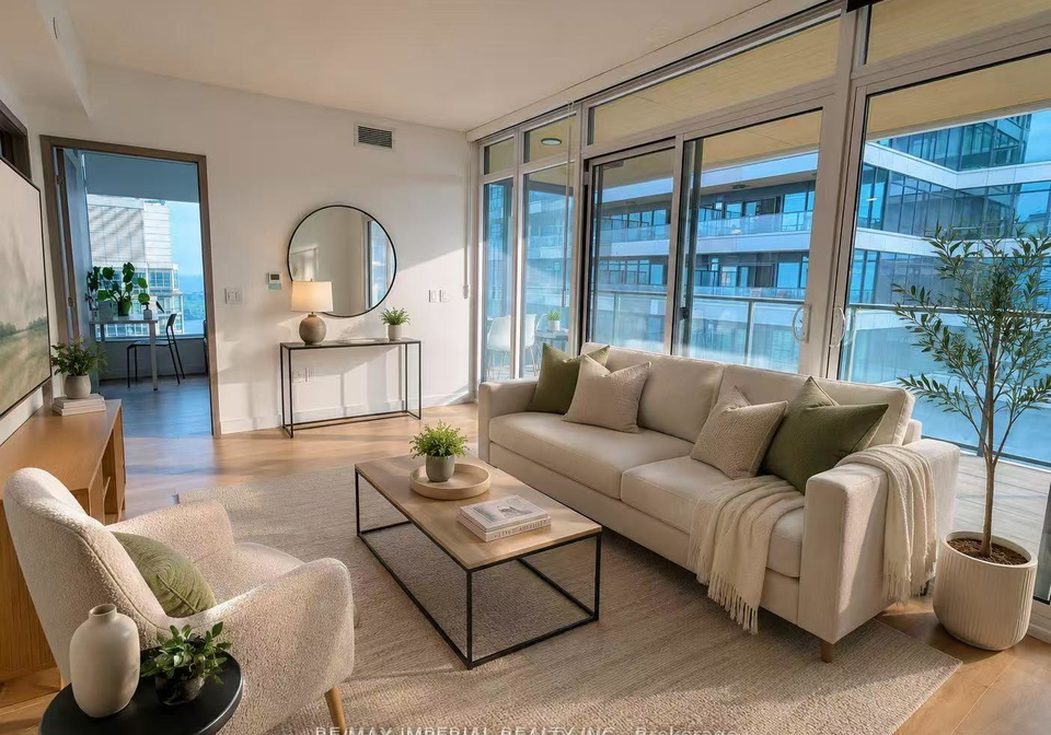 1-concord-cityplace-way-toronto-ontario-c13423540