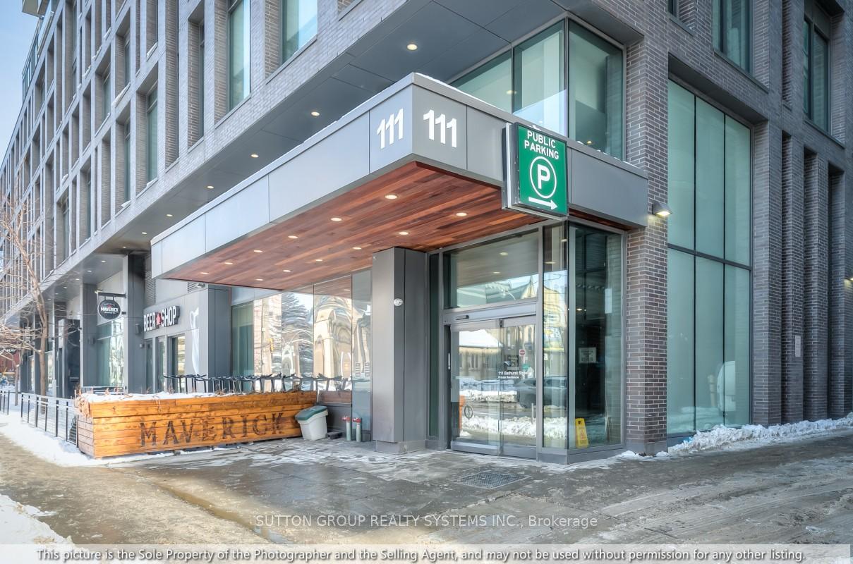 111-bathurst-street-toronto-ontario-c13423598