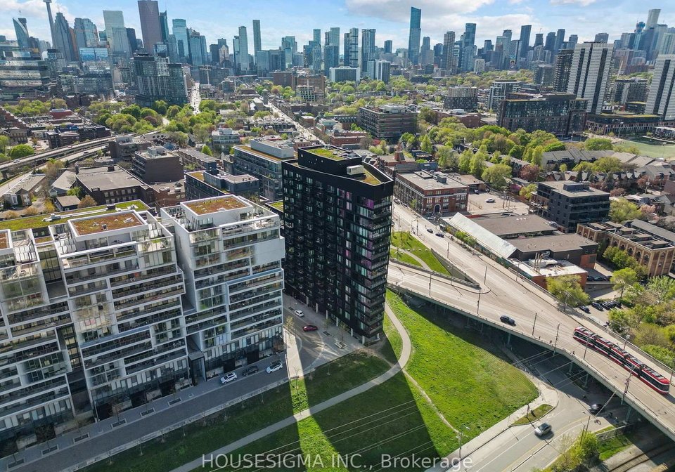 51-trolley-crescent-toronto-ontario-c13423760