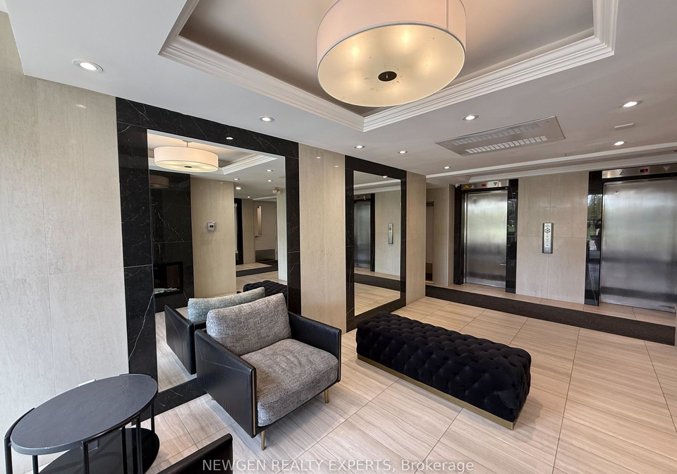 725-don-mills-road-east-york-ontario-c13423768