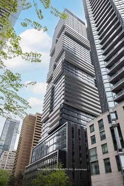 55-charles-street-e-toronto-ontario-c13423786
