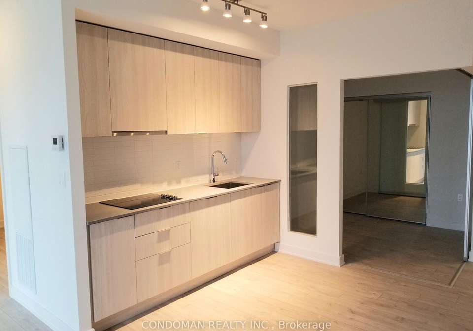 576-front-street-w-toronto-ontario-c13423848