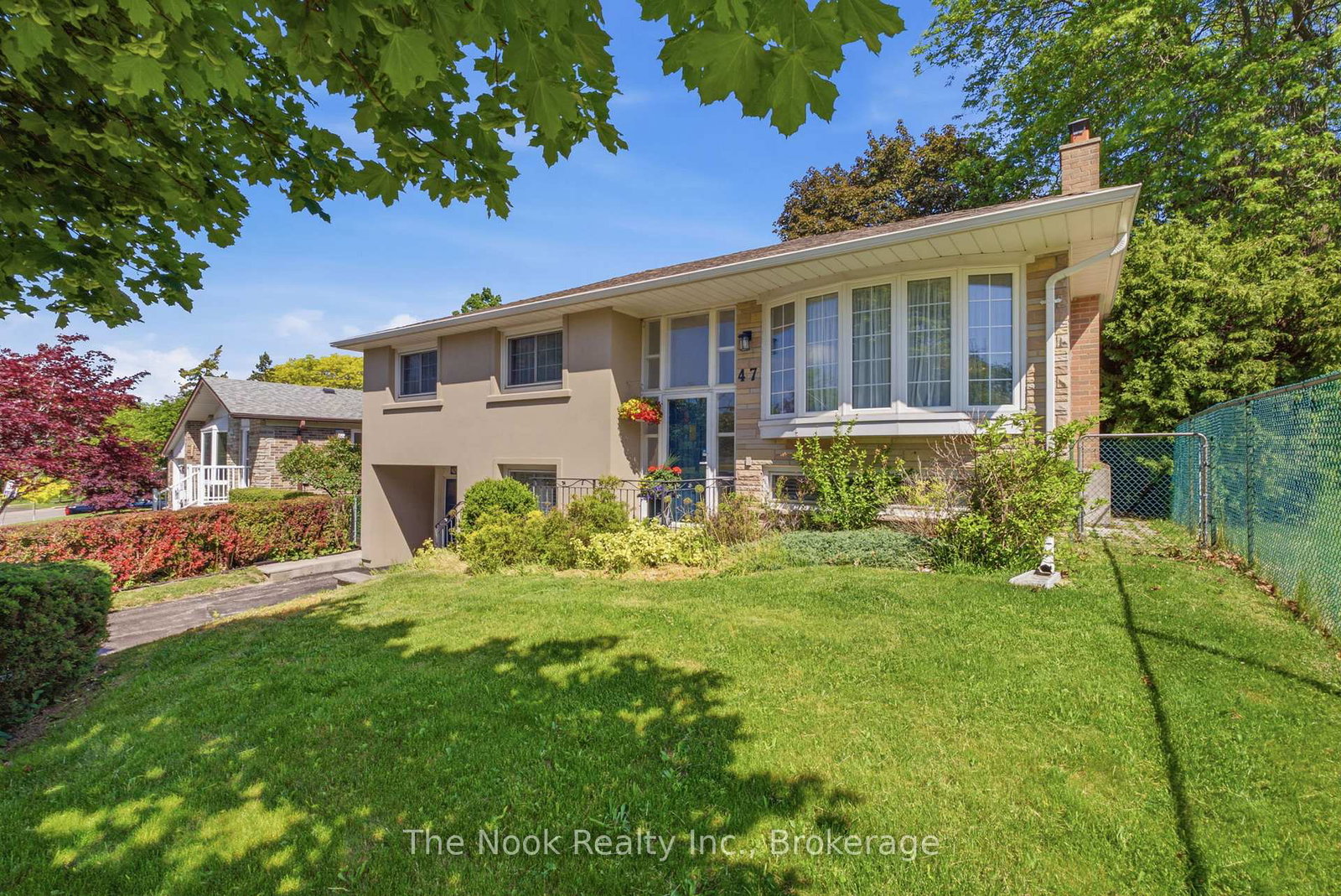47-cresthaven-drive-north-york-ontario-c13423982