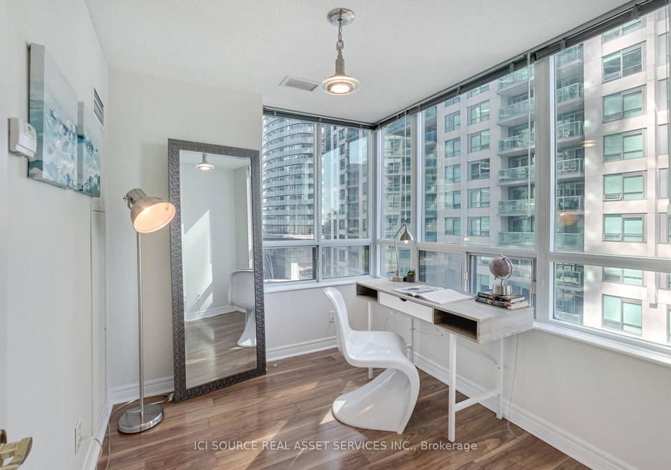 51-lower-simcoe-street-toronto-ontario-c13424024