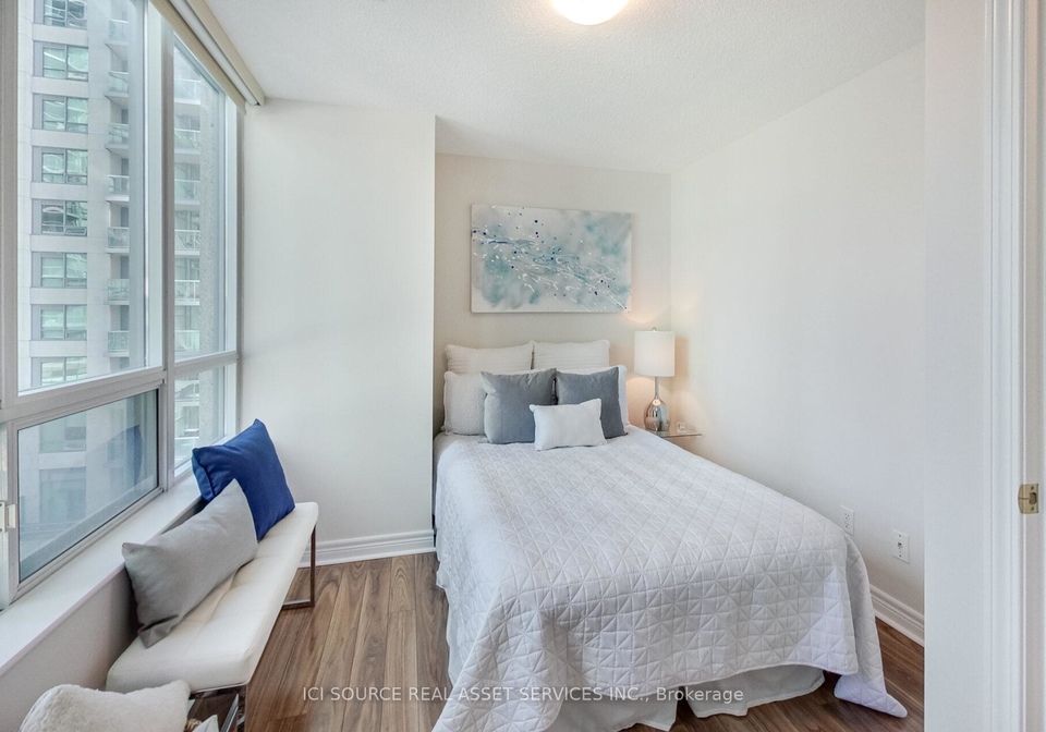 51-lower-simcoe-street-toronto-ontario-c13424024