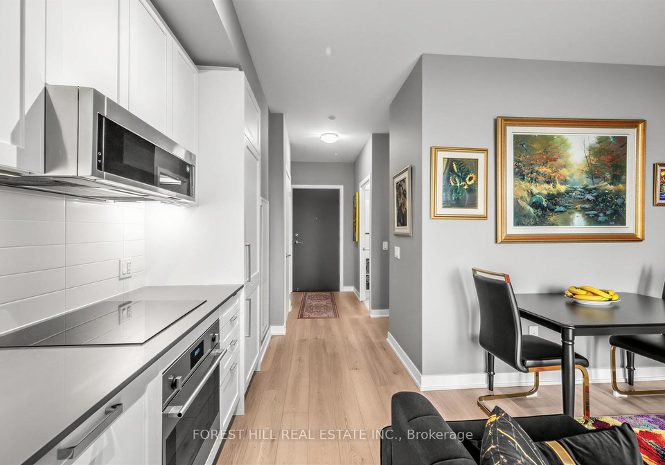 250-lawrence-avenue-w-toronto-ontario-c13424158