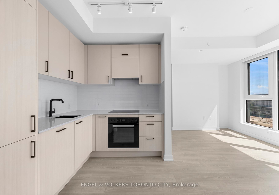 5-quarrington-lane-north-york-ontario-c13424176