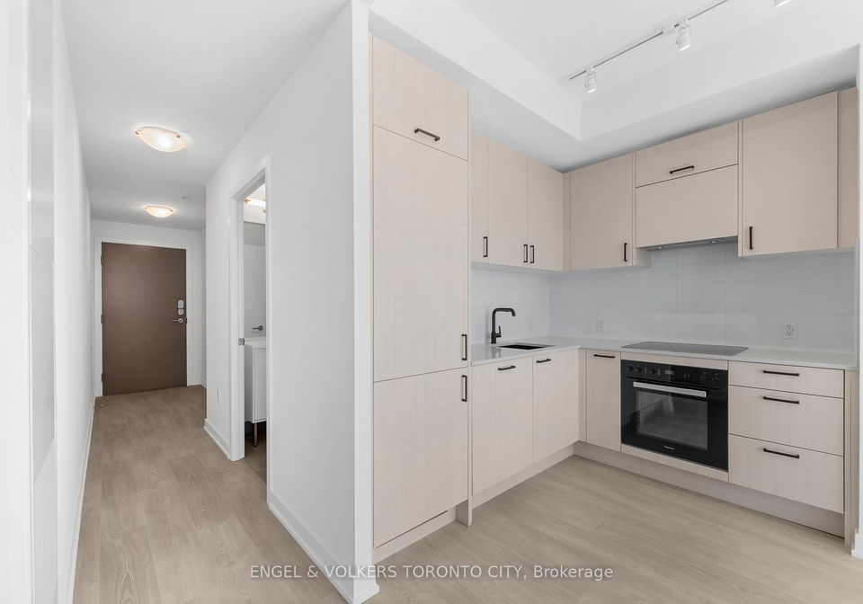 5-quarrington-lane-north-york-ontario-c13424176