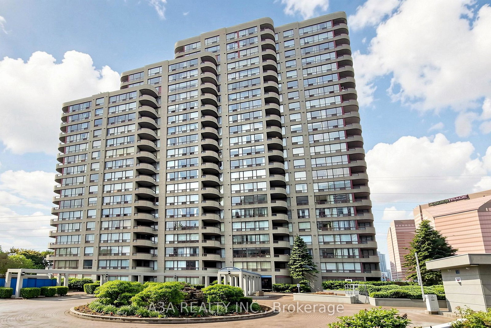 5765-yonge-street-north-york-ontario-c13424266