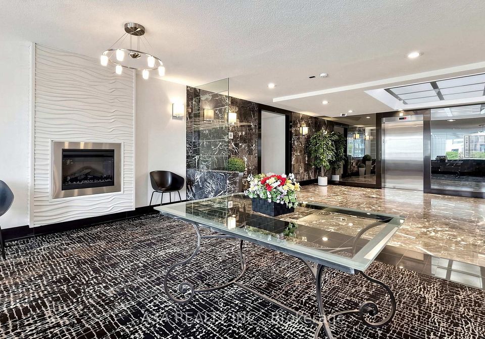 5765-yonge-street-north-york-ontario-c13424266