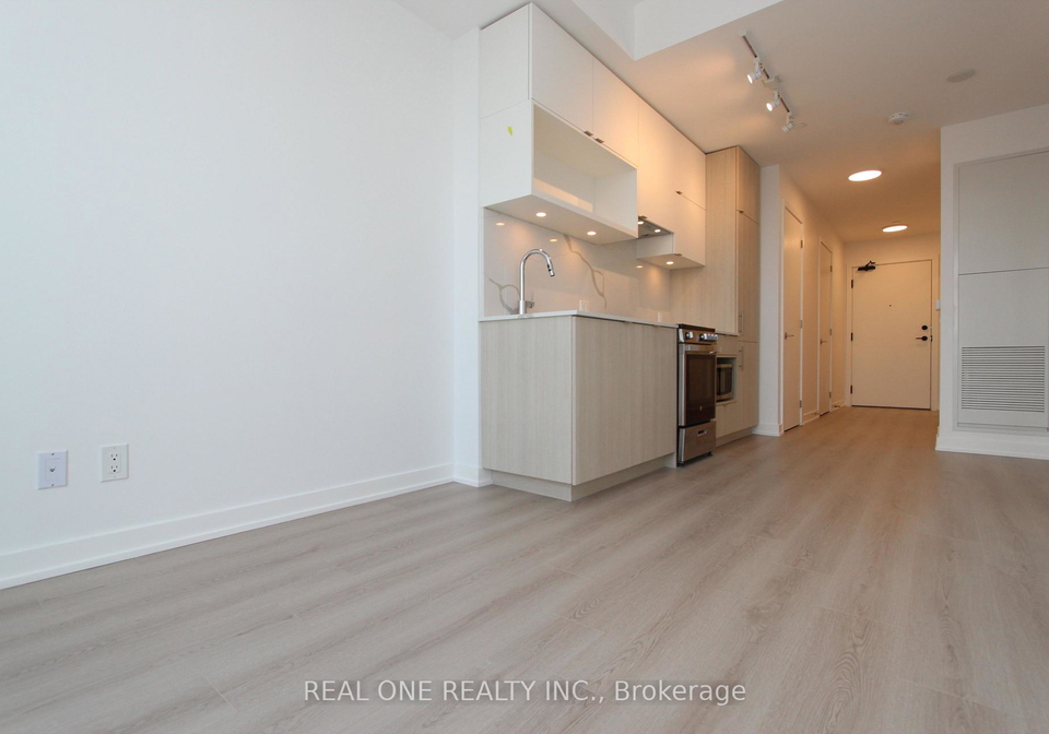 100-queen-street-e-toronto-ontario-c13424298