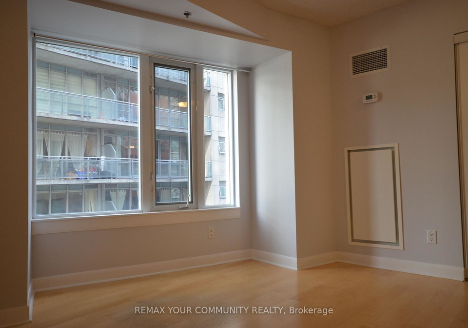 210-victoria-street-toronto-ontario-c13424300