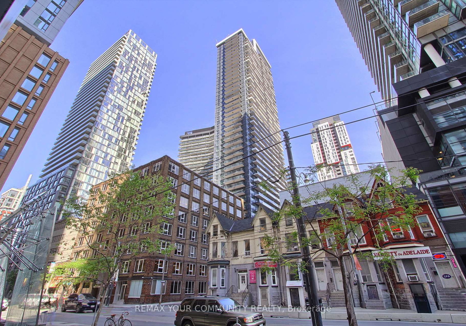 38-widmer-street-toronto-ontario-c13424308