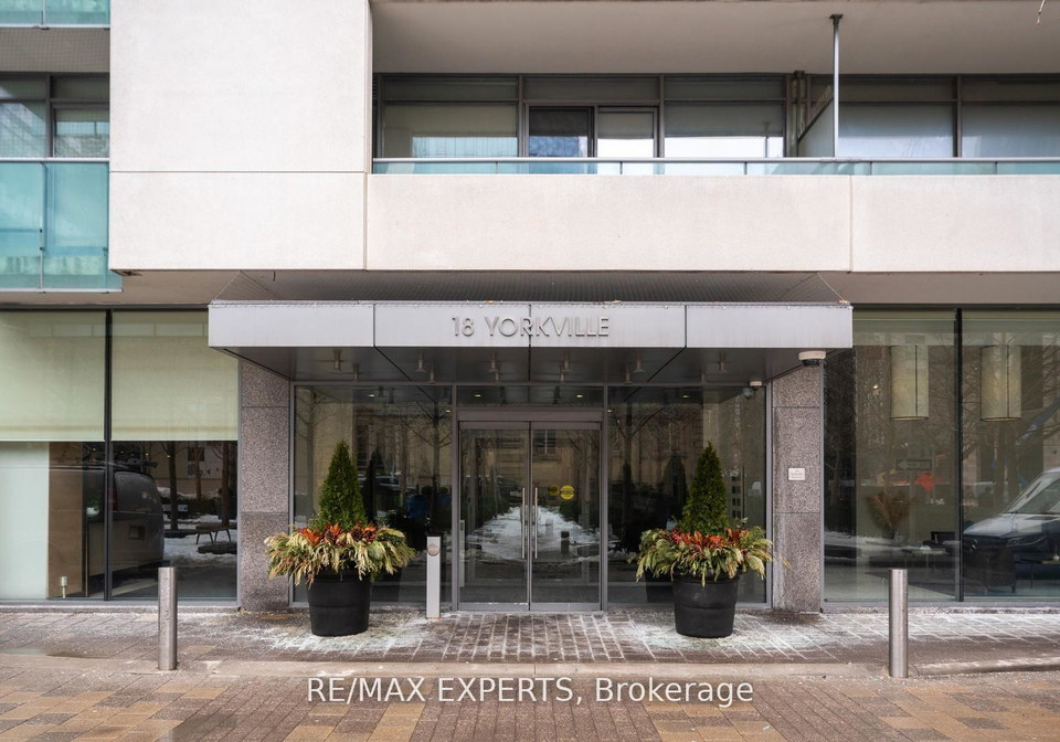 18-yorkville-avenue-s-toronto-ontario-c13424424