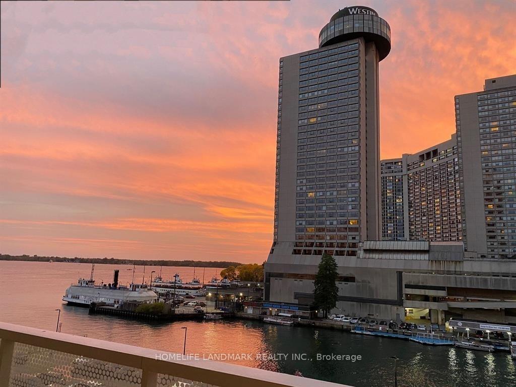15-queens-quay-e-toronto-ontario-c13424456