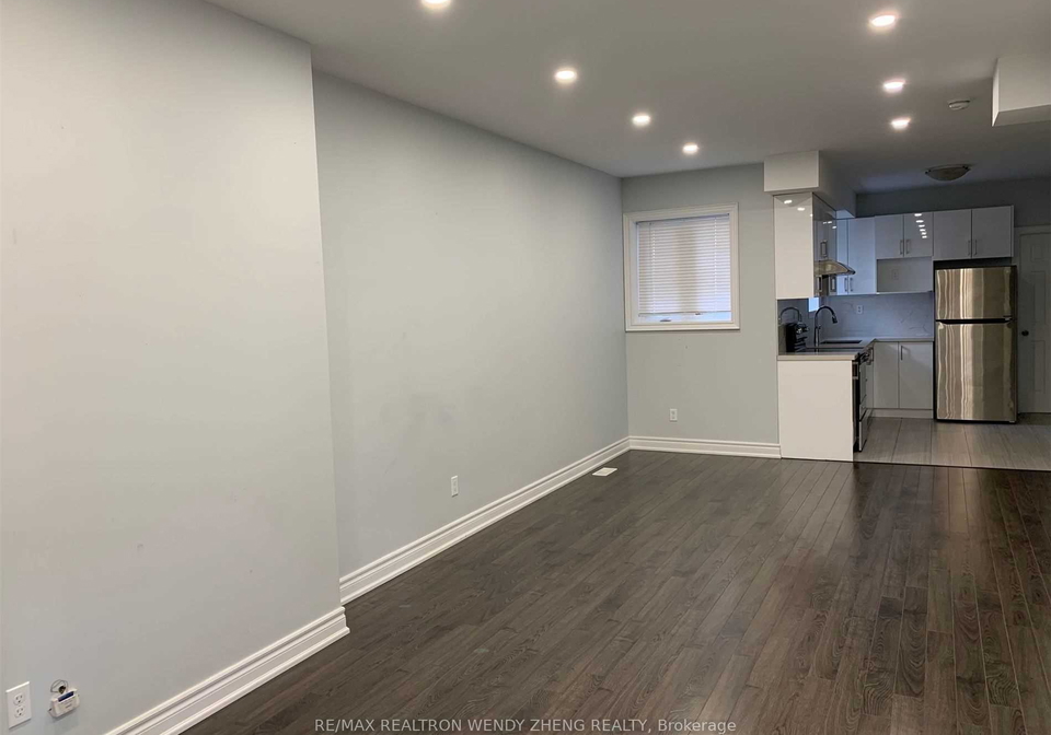 245-montrose-avenue-toronto-ontario-c13424570