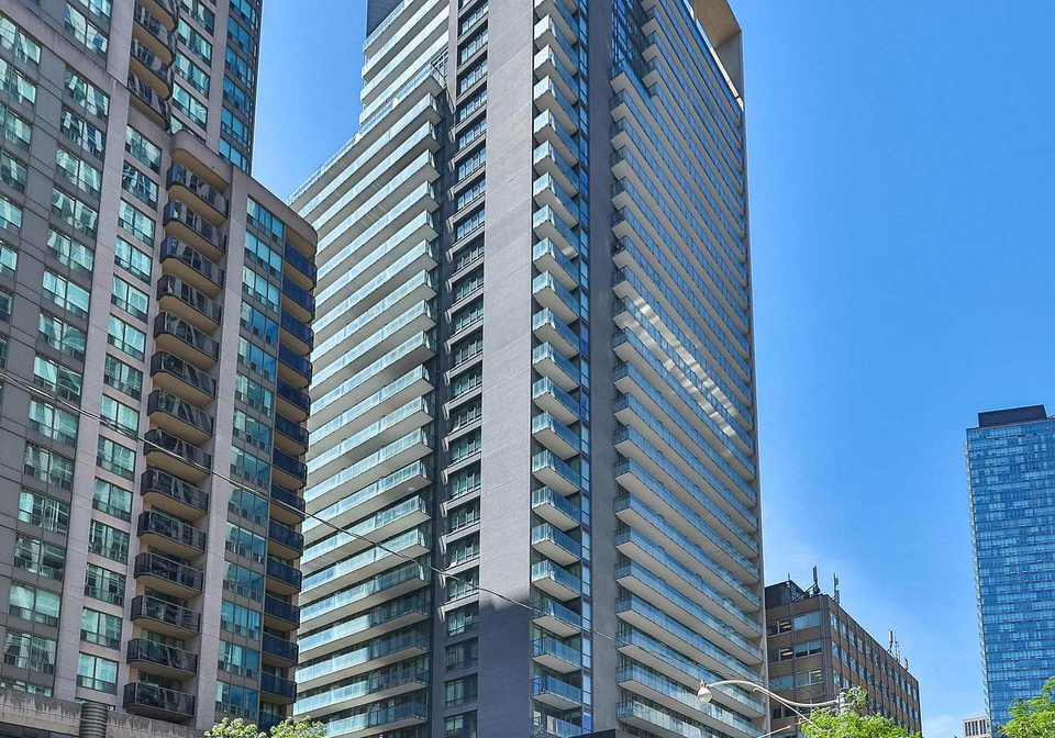770-bay-street-toronto-ontario-c13424616