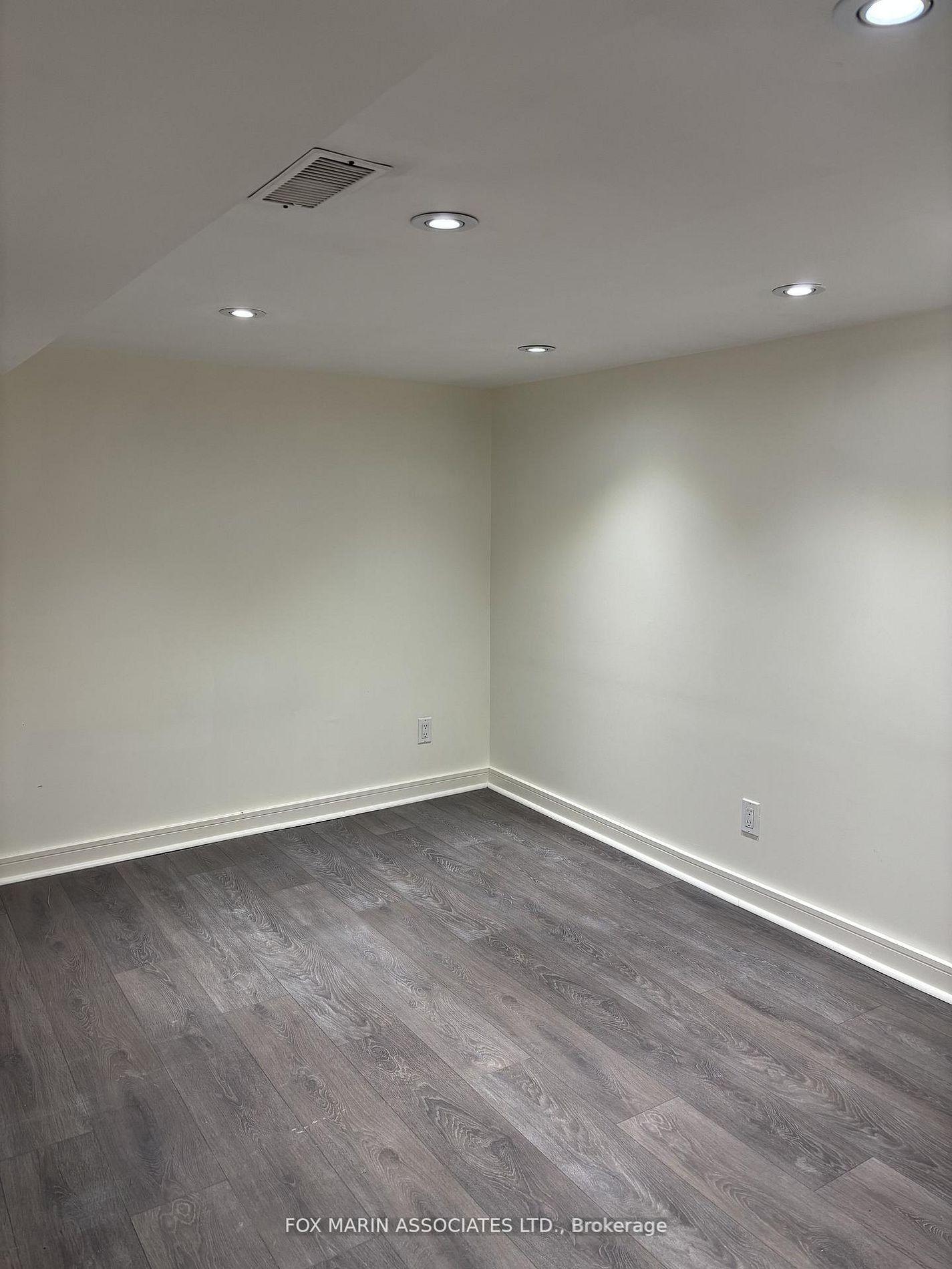 16-montrose-avenue-toronto-ontario-c13424732