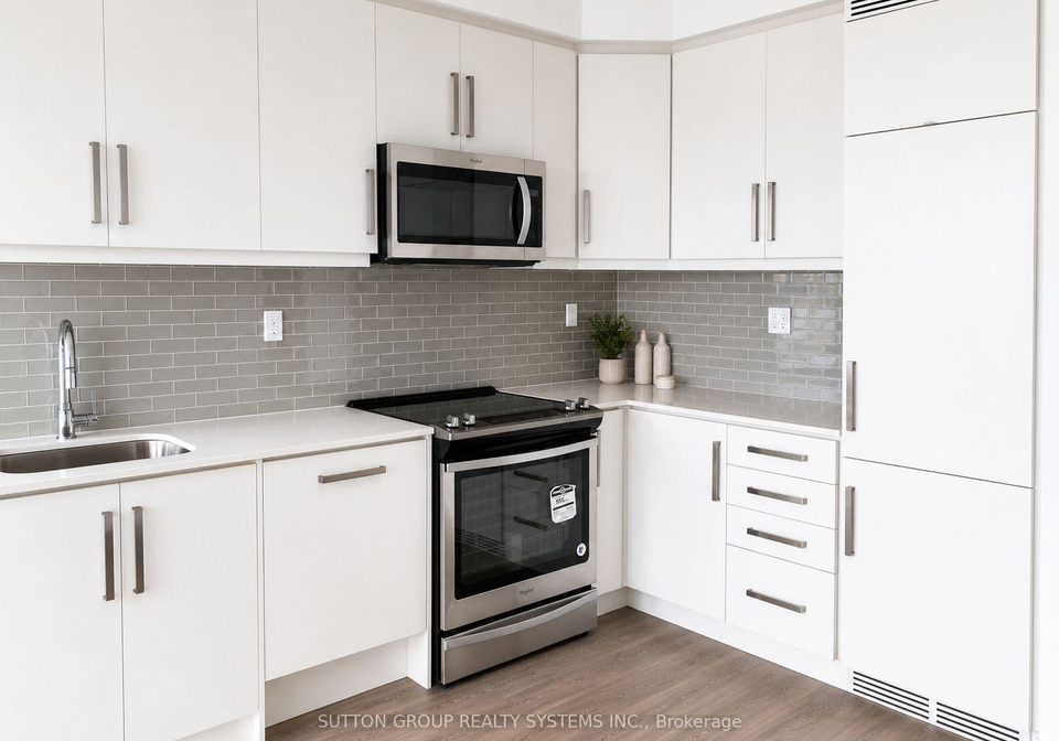 5180-yonge-street-w-toronto-ontario-c13424812