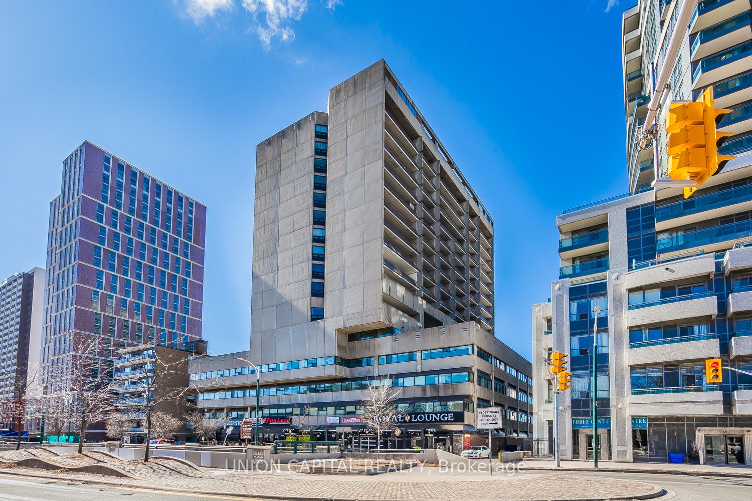 720-spadina-avenue-toronto-ontario-c13424850