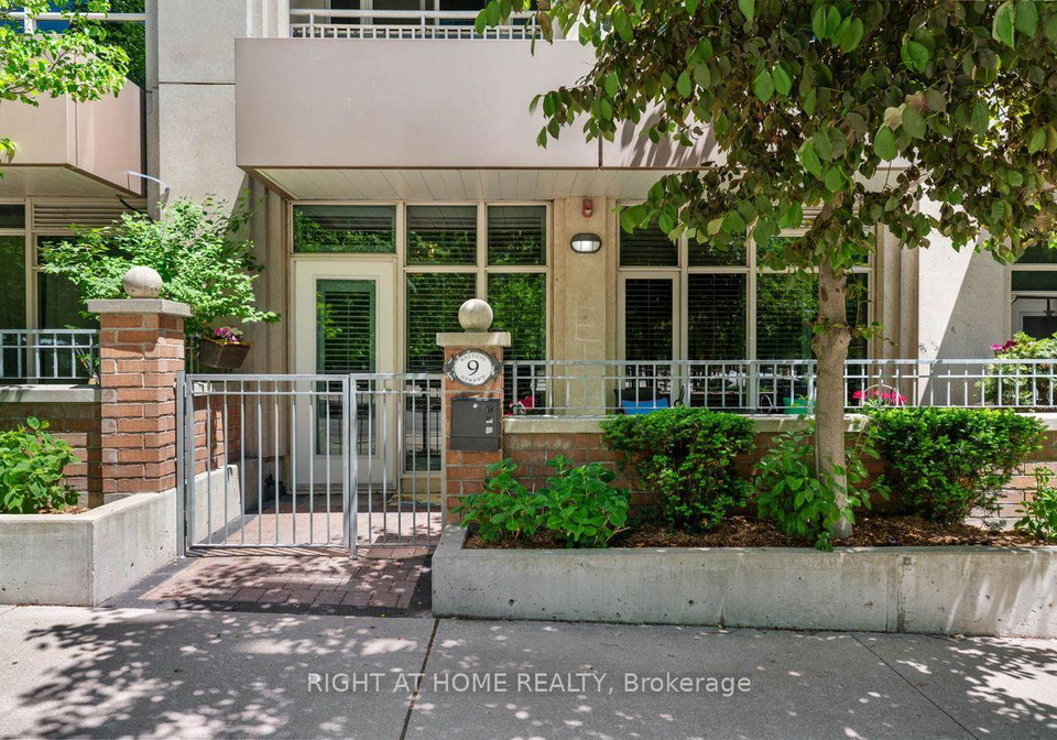 9-bastion-street-toronto-ontario-c13424916