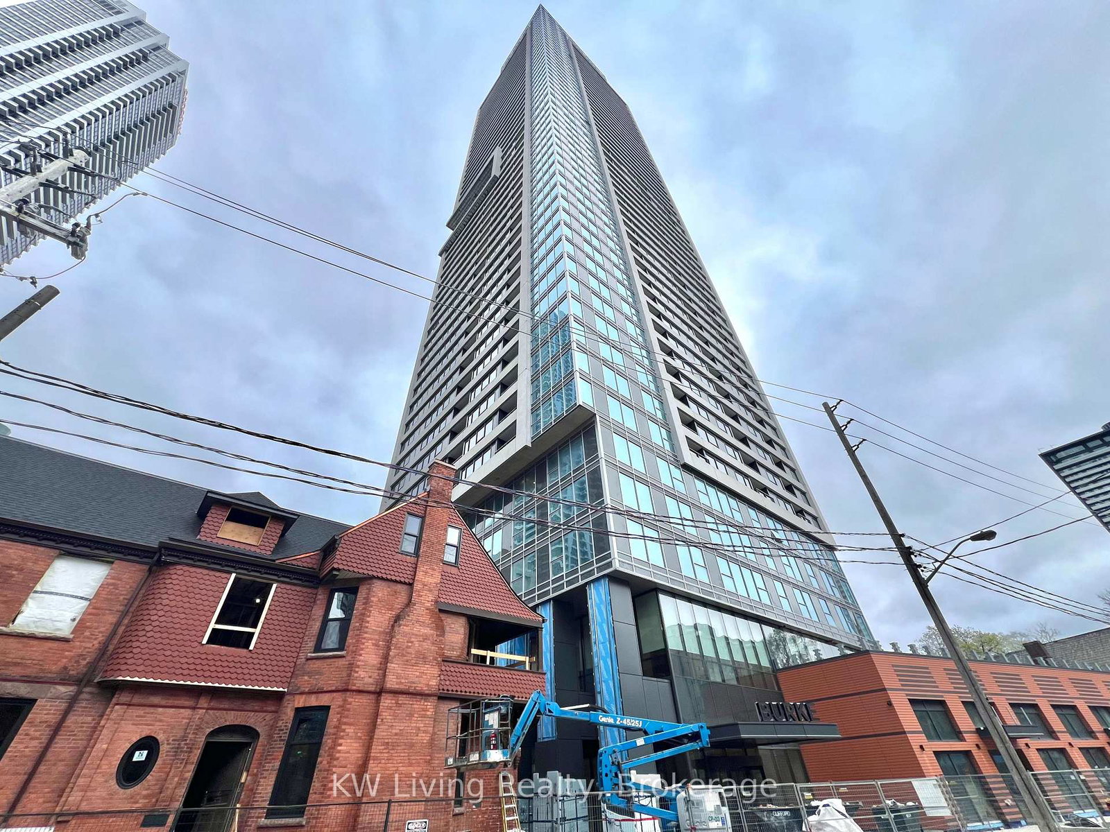 609-sherbourne-street-toronto-ontario-c13425232