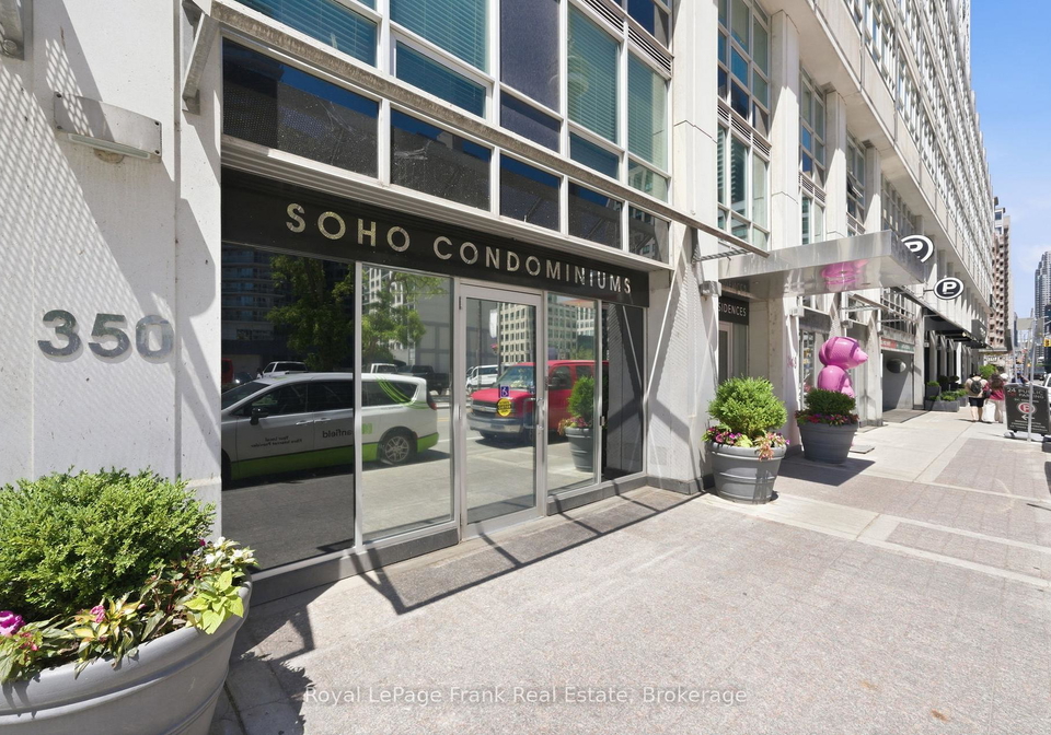350-wellington-street-w-toronto-ontario-c13425310